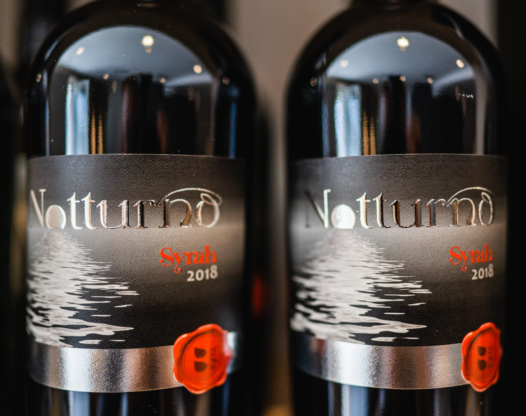 Notturno Syrah_vrhunsko crno vino_Vinarija Blato 1902